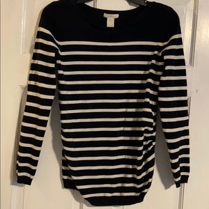 H&M maternity sweater size medium